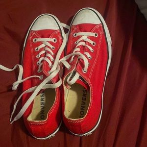 Low top red converse